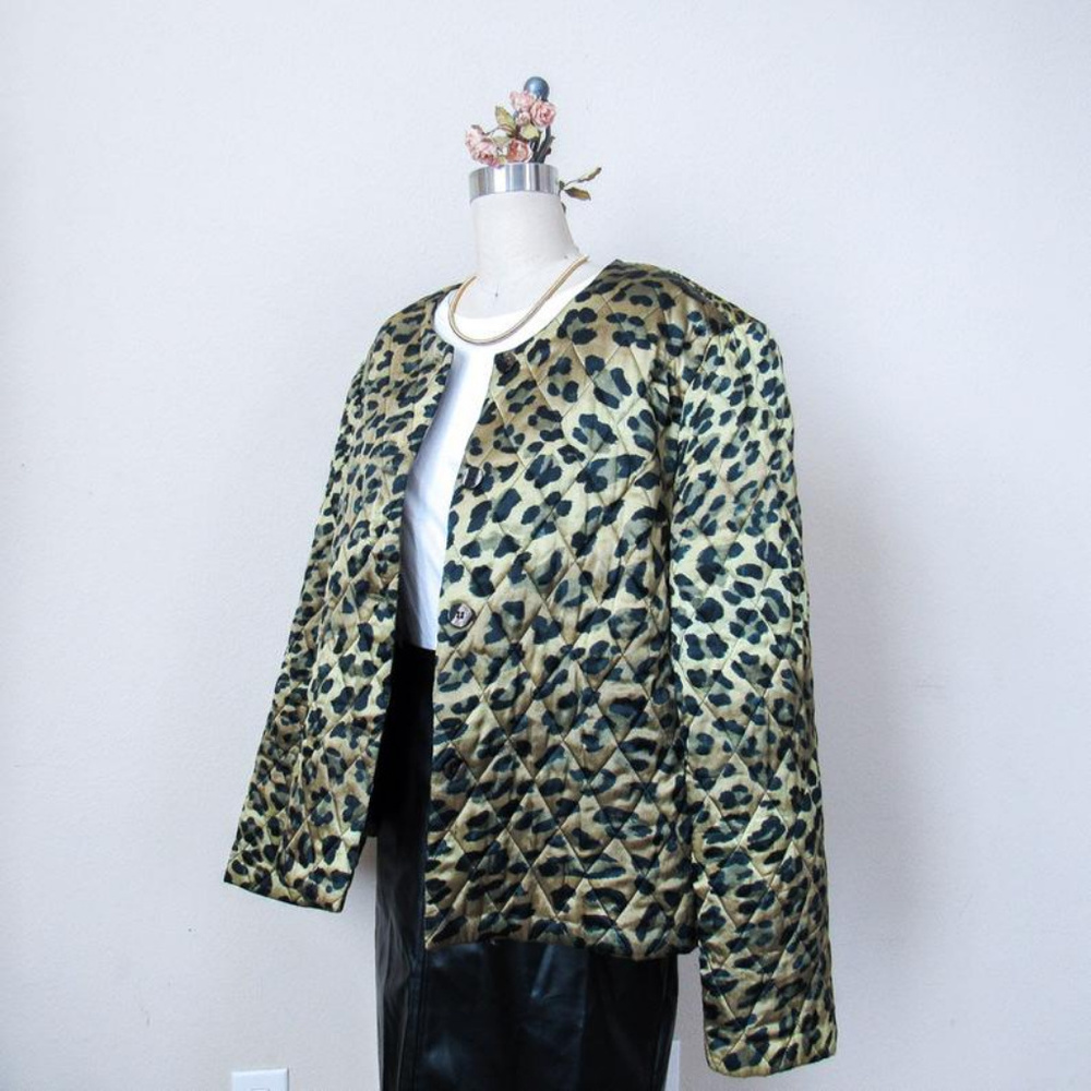 VINTAGE Animal Print Quilted Puffy Jacket RARE - Picture 2 of 8